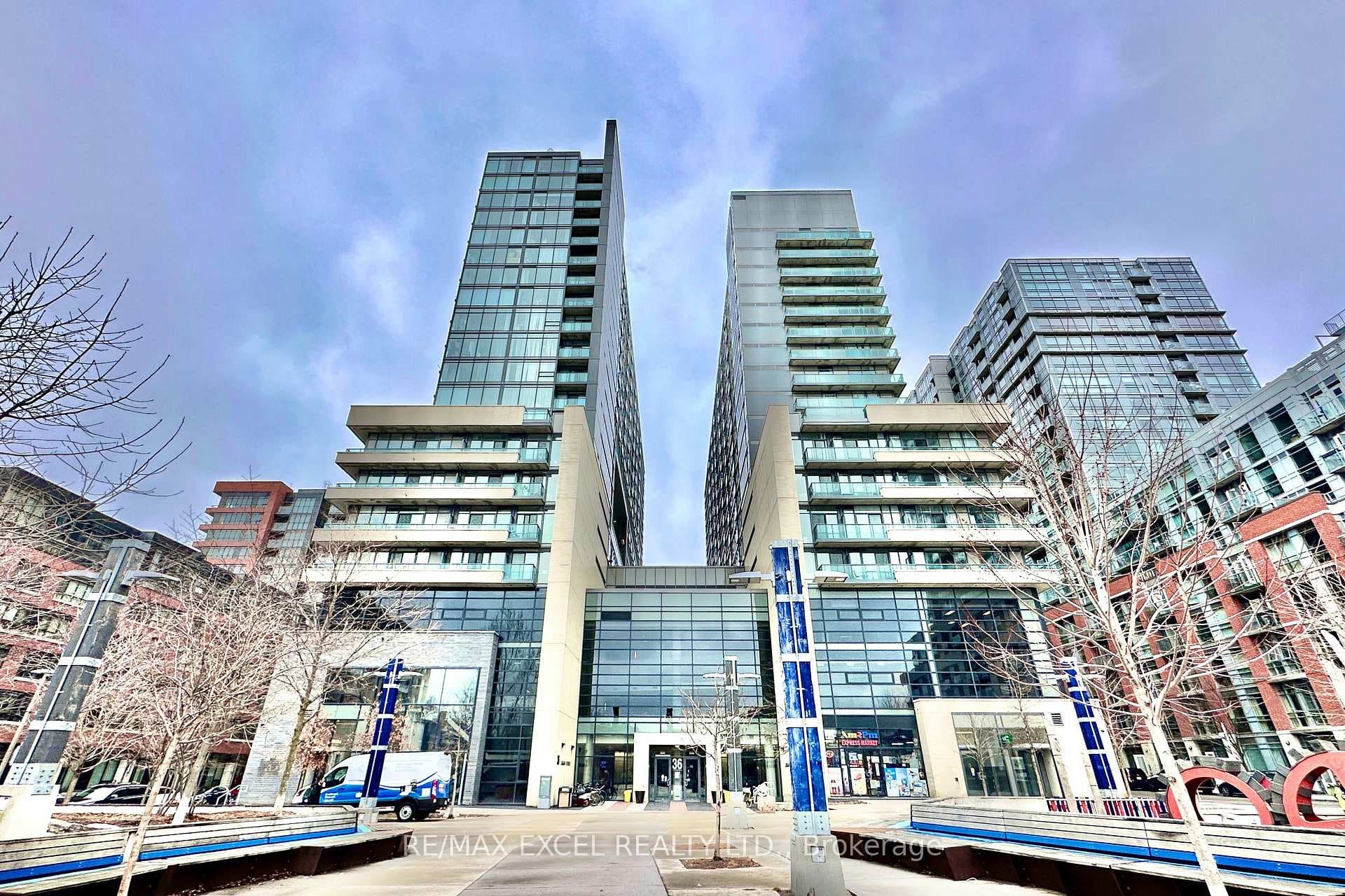 36 Lisgar Street Unit 1820E photo 2