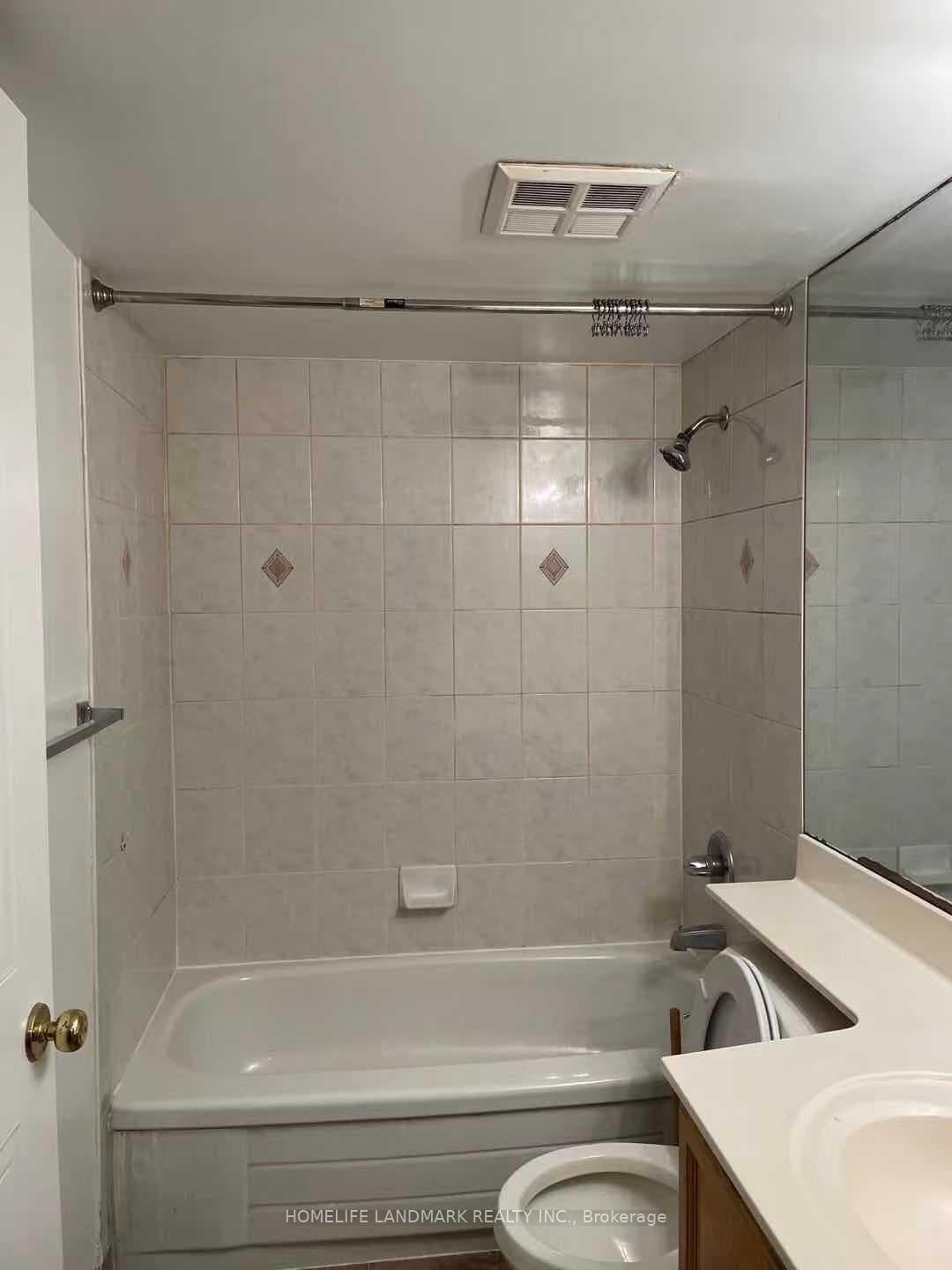 750 Bay Street Unit 901 photo 7