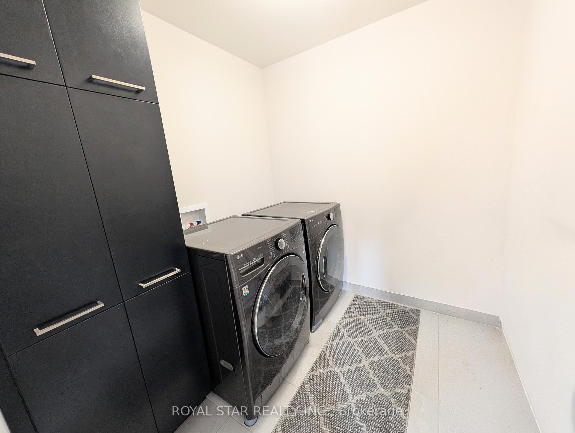 201 Pisces Terrace photo 30