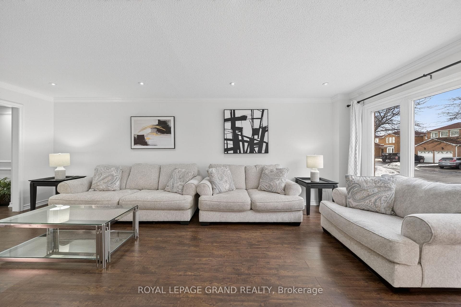 17 Coleraine Avenue photo 4
