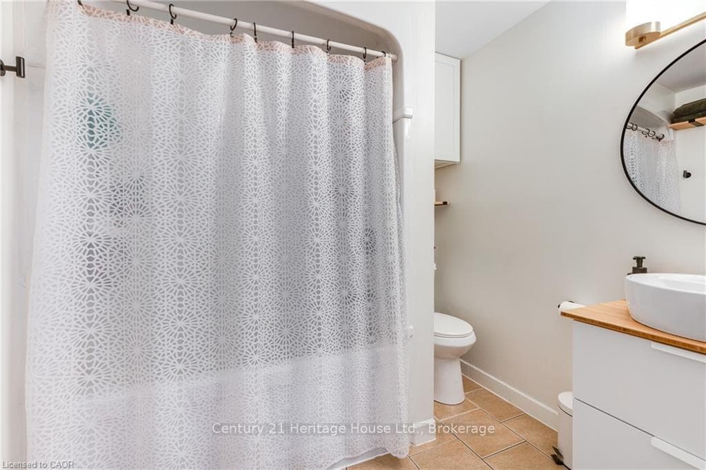 103 Baird Street photo 23