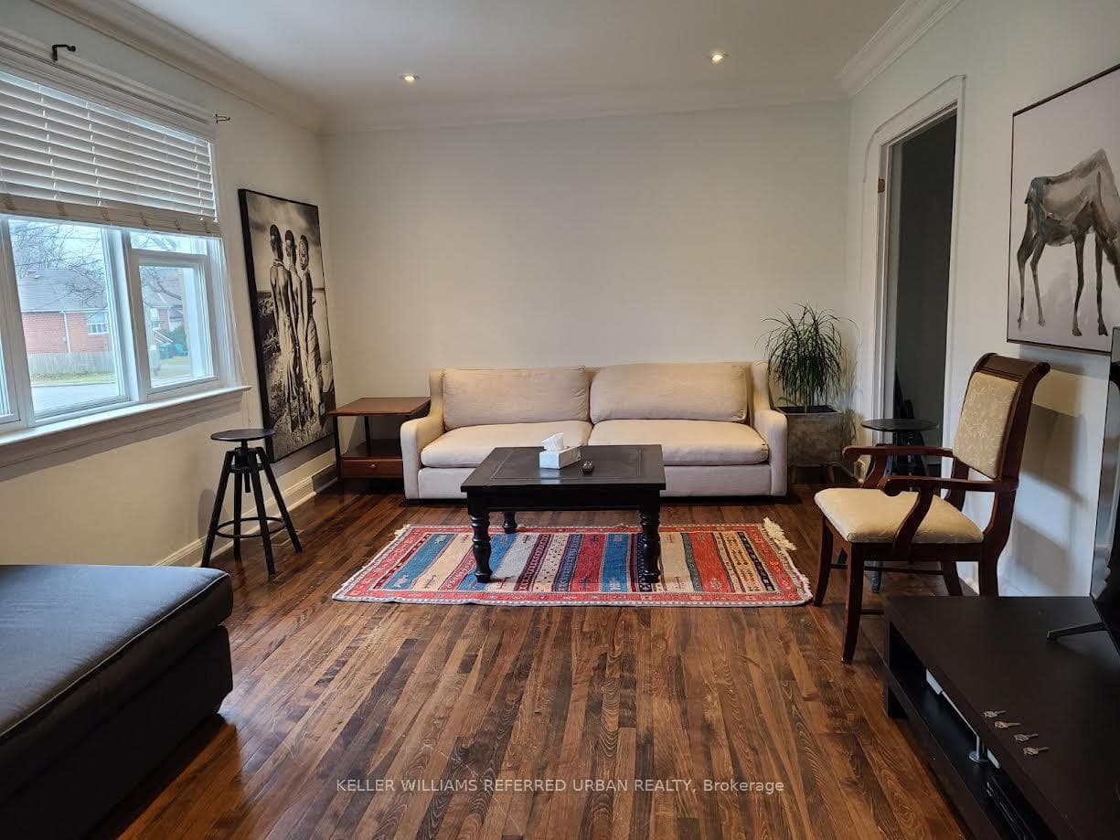 94 Fairholme Avenue photo 6