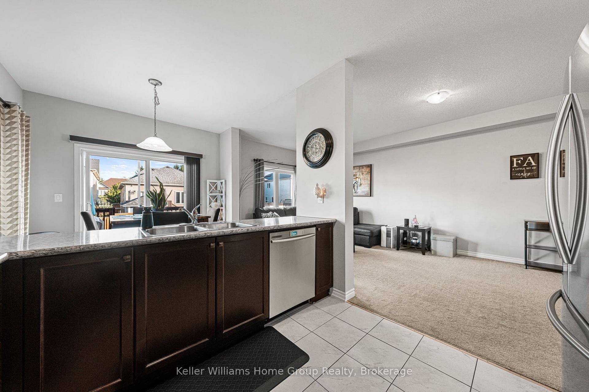 24 Courtney Street photo 18
