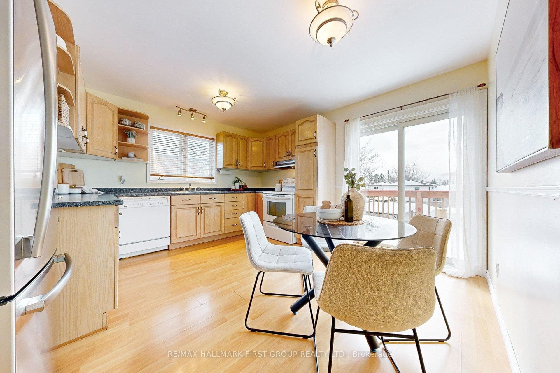 209 Johnson Avenue photo 36