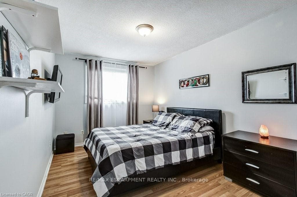 391 Stone Church Road Unit 22 photo 28