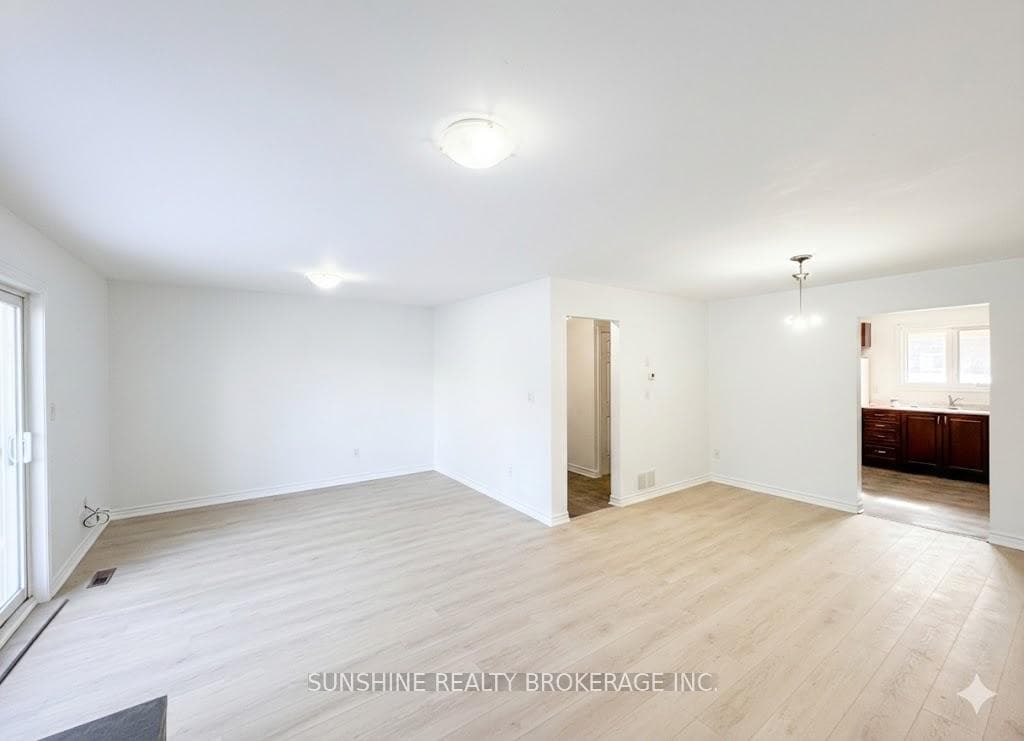 270 Timberbank Boulevard Unit 77 photo 4