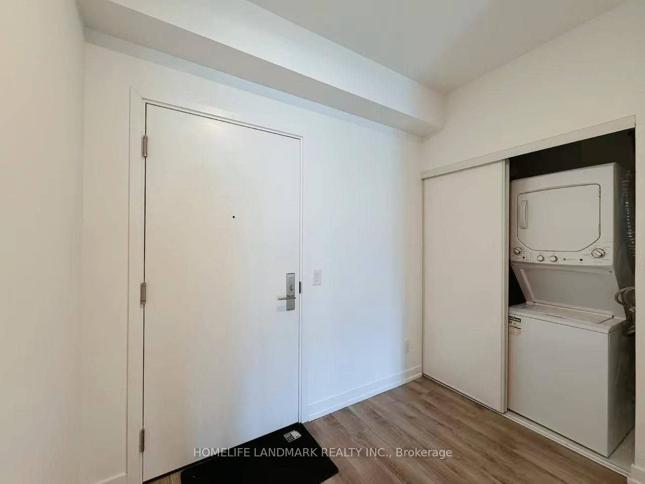 20 Edward Street Unit 1607 photo 6