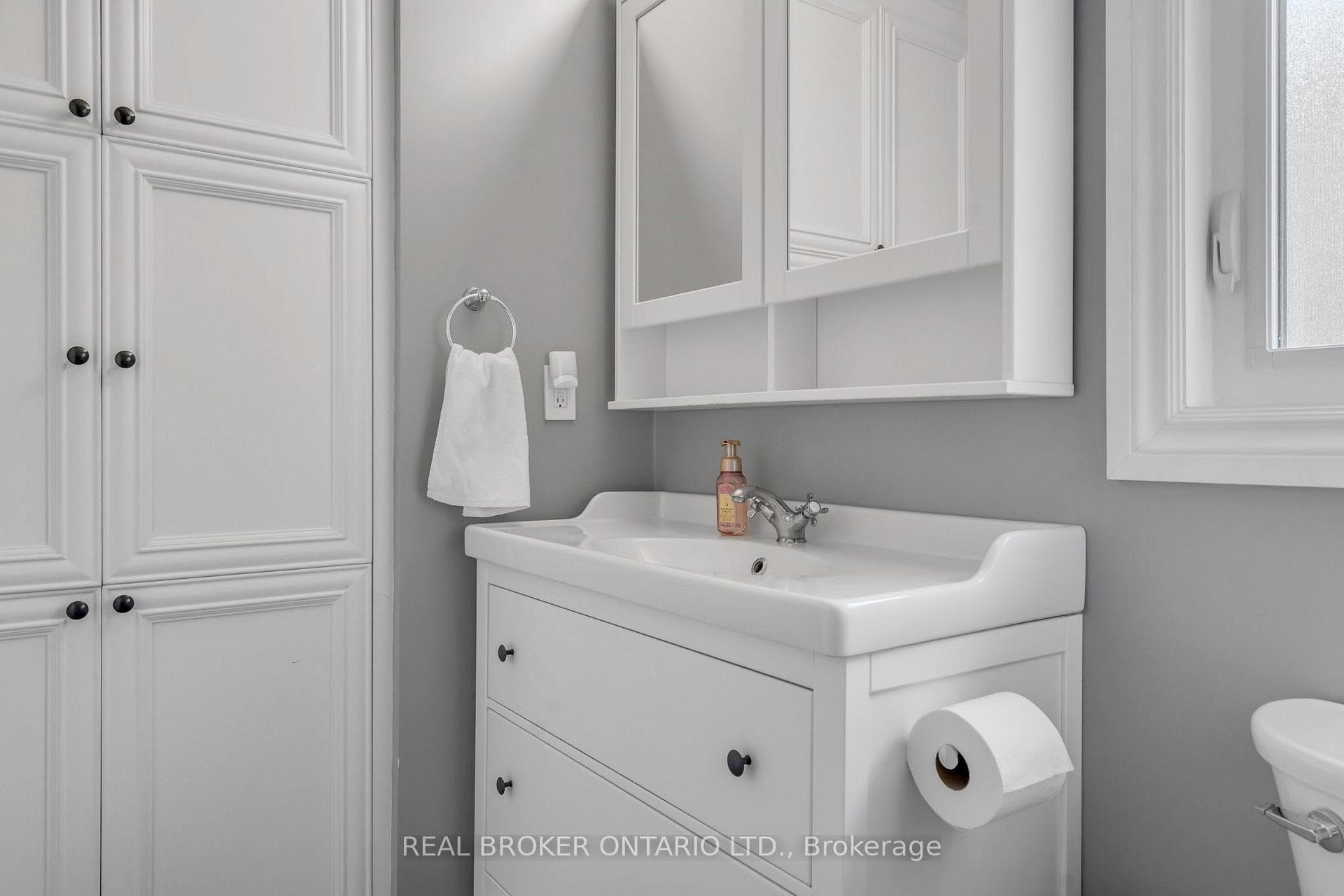 40 Montcalm Place photo 19