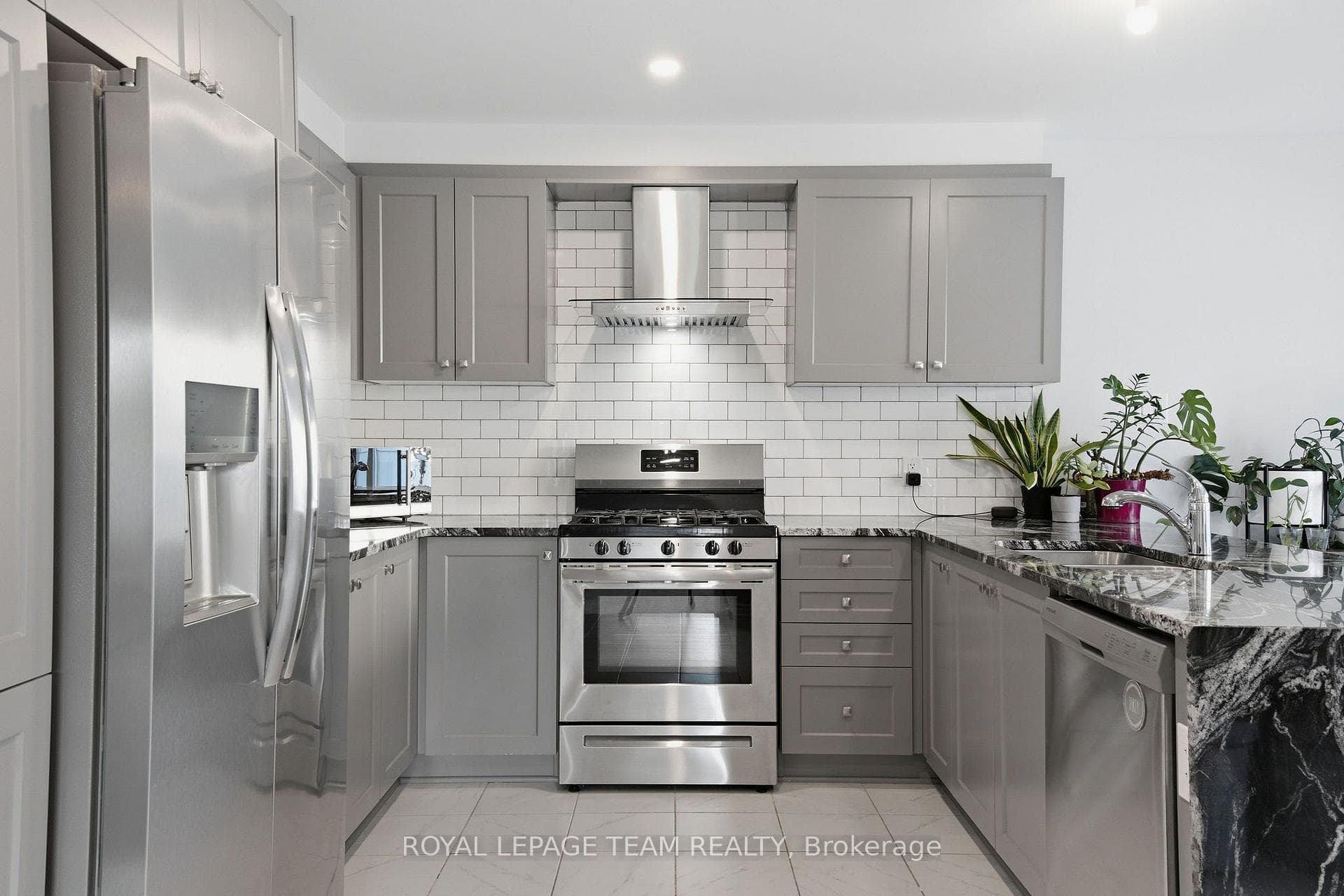 153 Unity Place photo 7