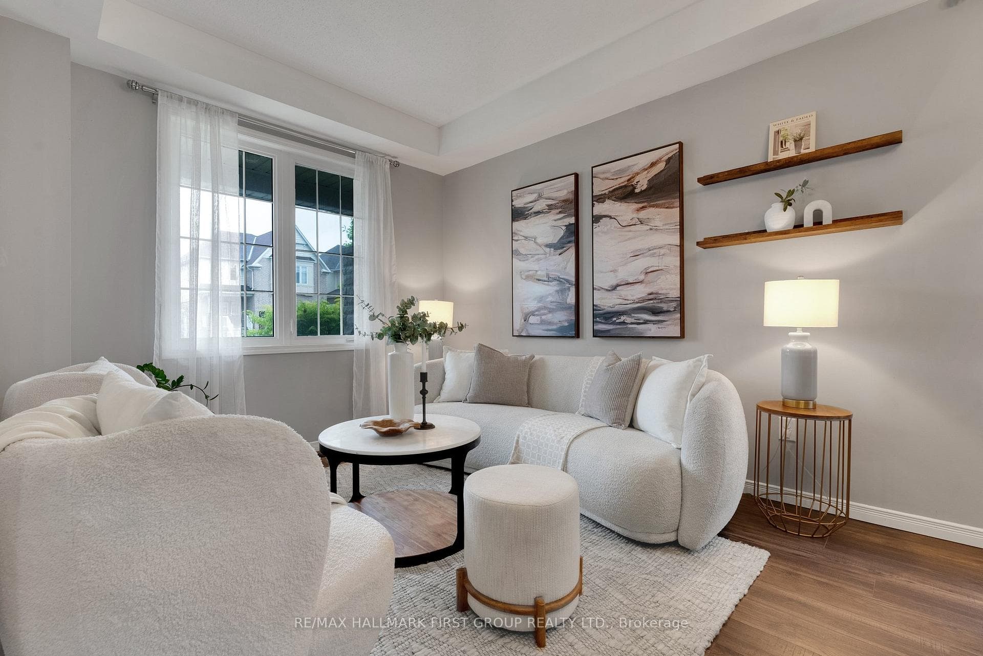 22 Mcbride Avenue photo 3