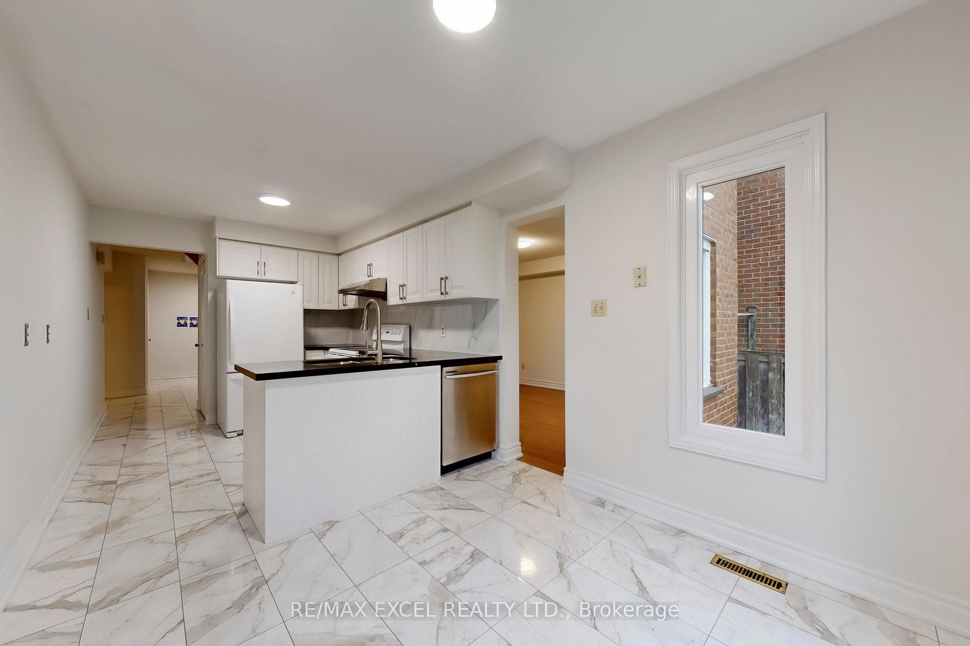 53 Sanwood Boulevard photo 22