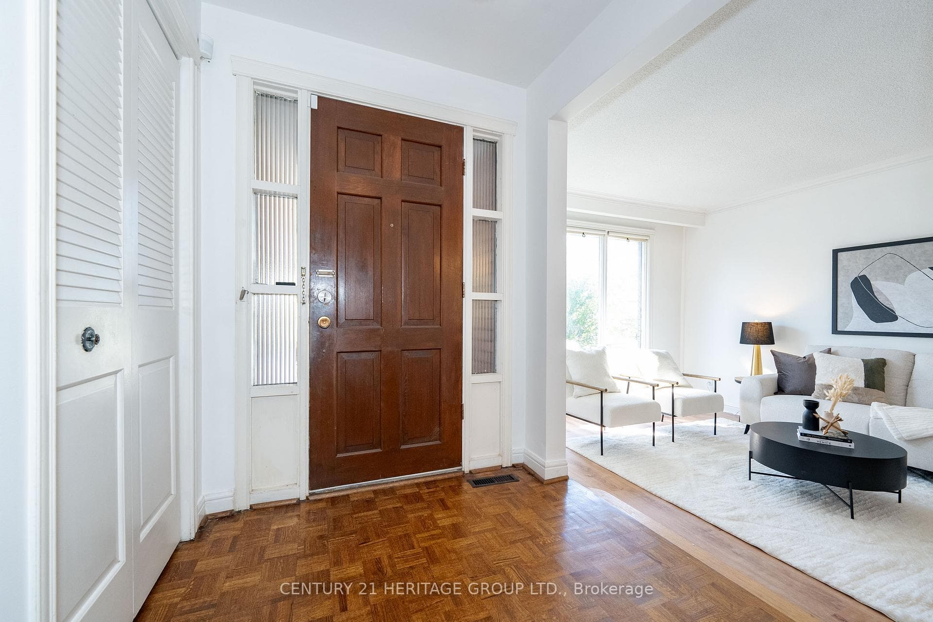 34 Barkwood Crescent photo 4