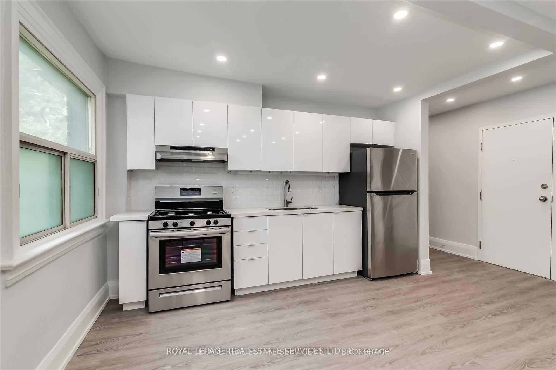 120 Vaughan Road Unit 20 photo 12