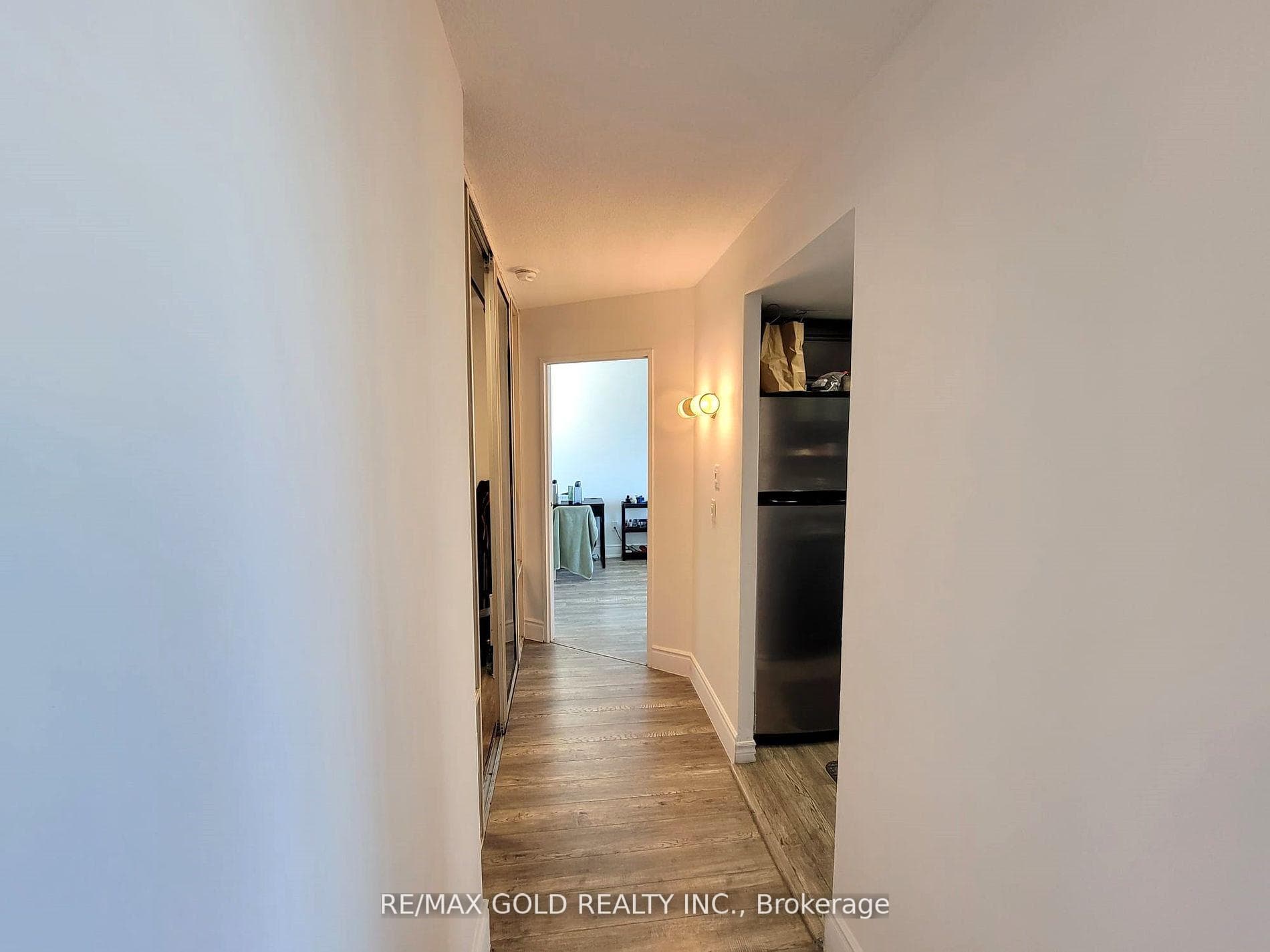 550 Webb Drive Unit 404 photo 8