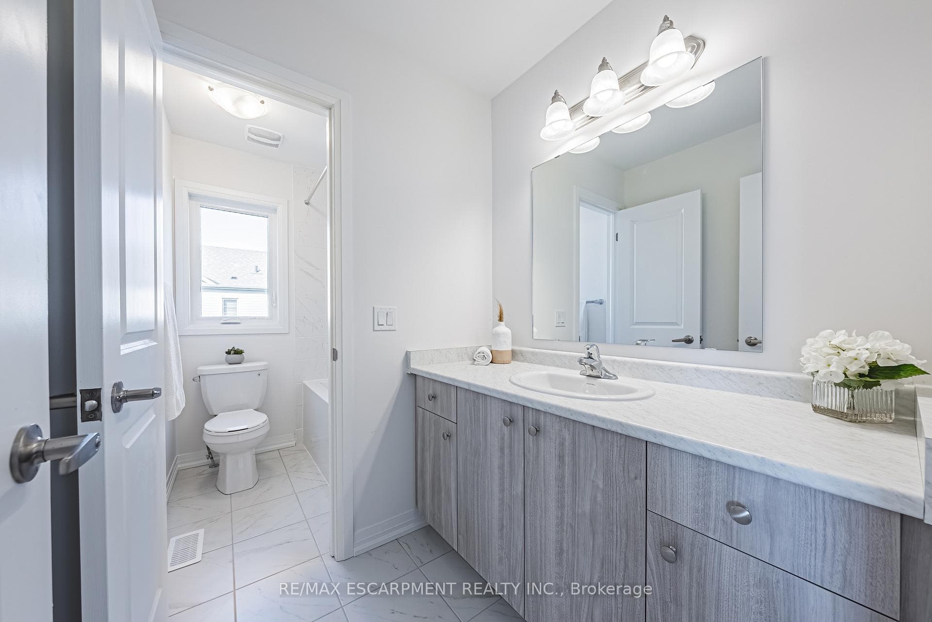208 Provident Way photo 24
