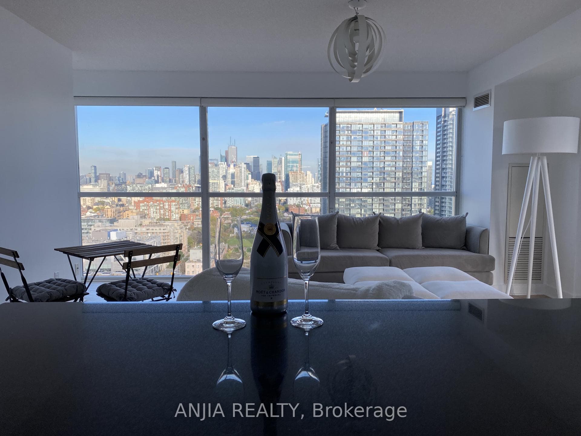 80 Western Battery Road Unit 2310 photo 5