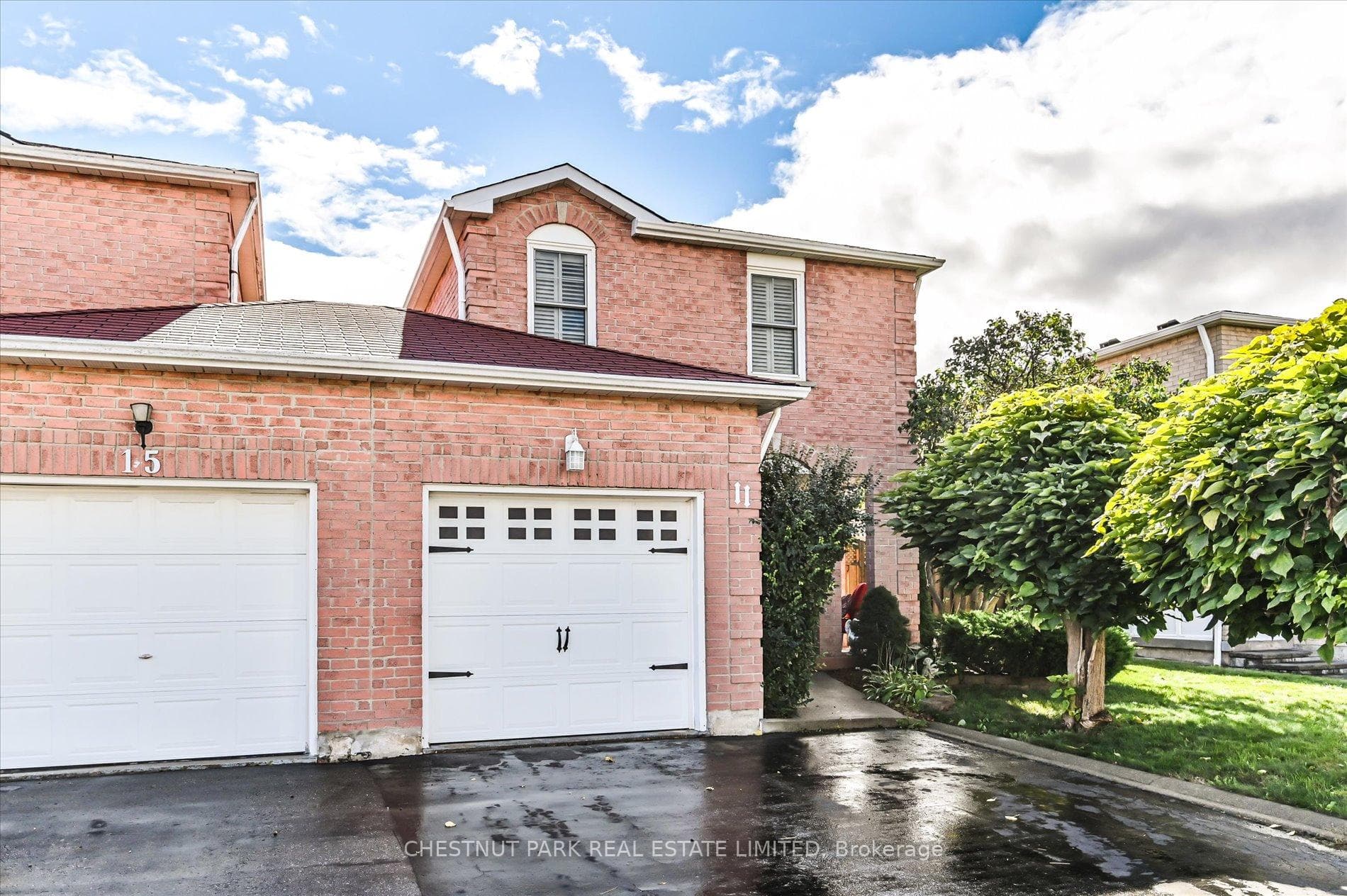 11 Sandmere Avenue photo 1