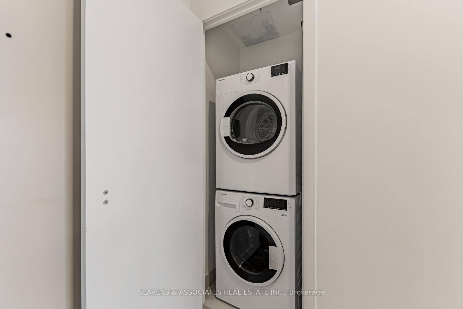 2020 Bathurst Street Unit 539 photo 18