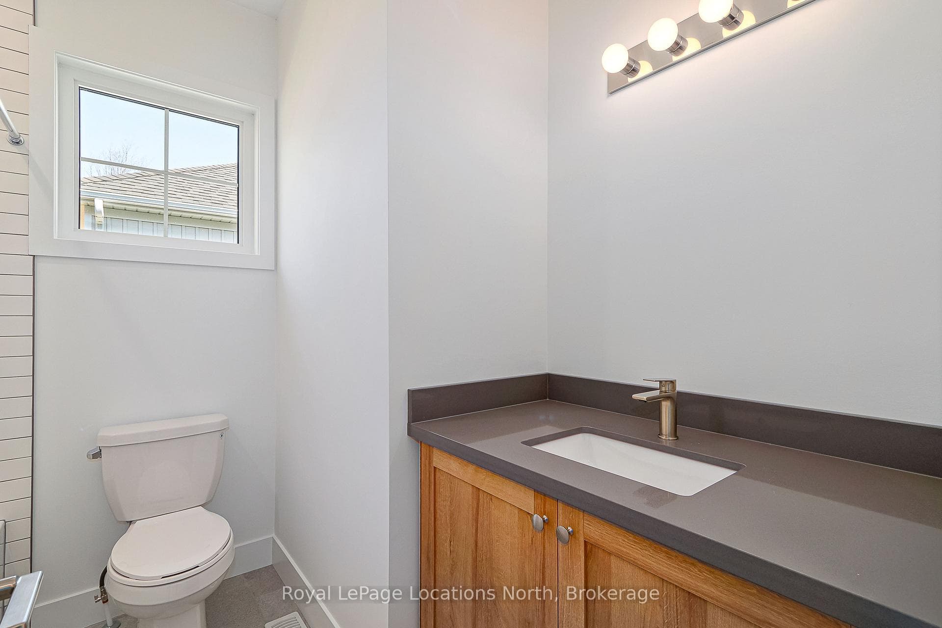 64 52nd Street photo 28