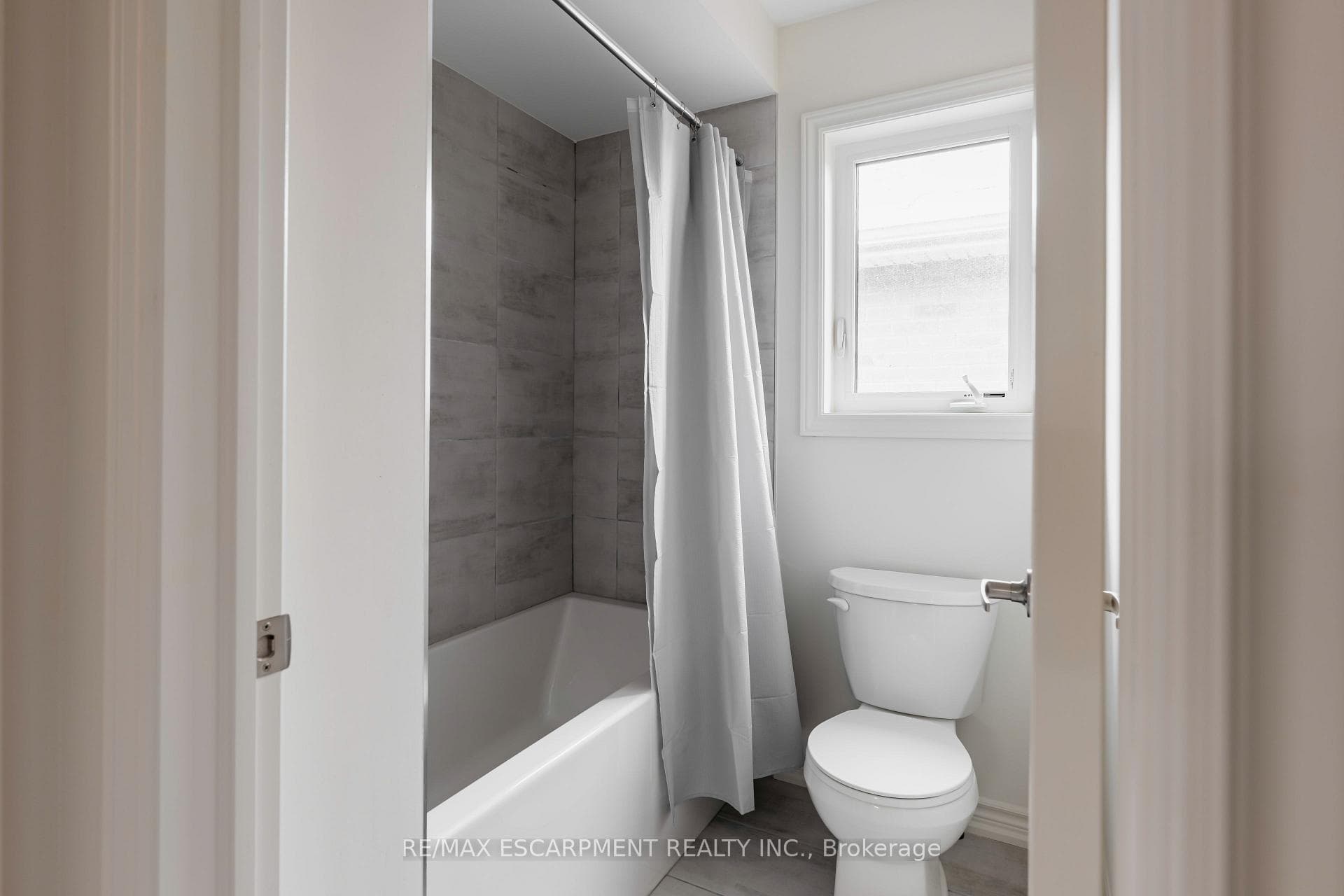 48 Sparrow Way photo 29