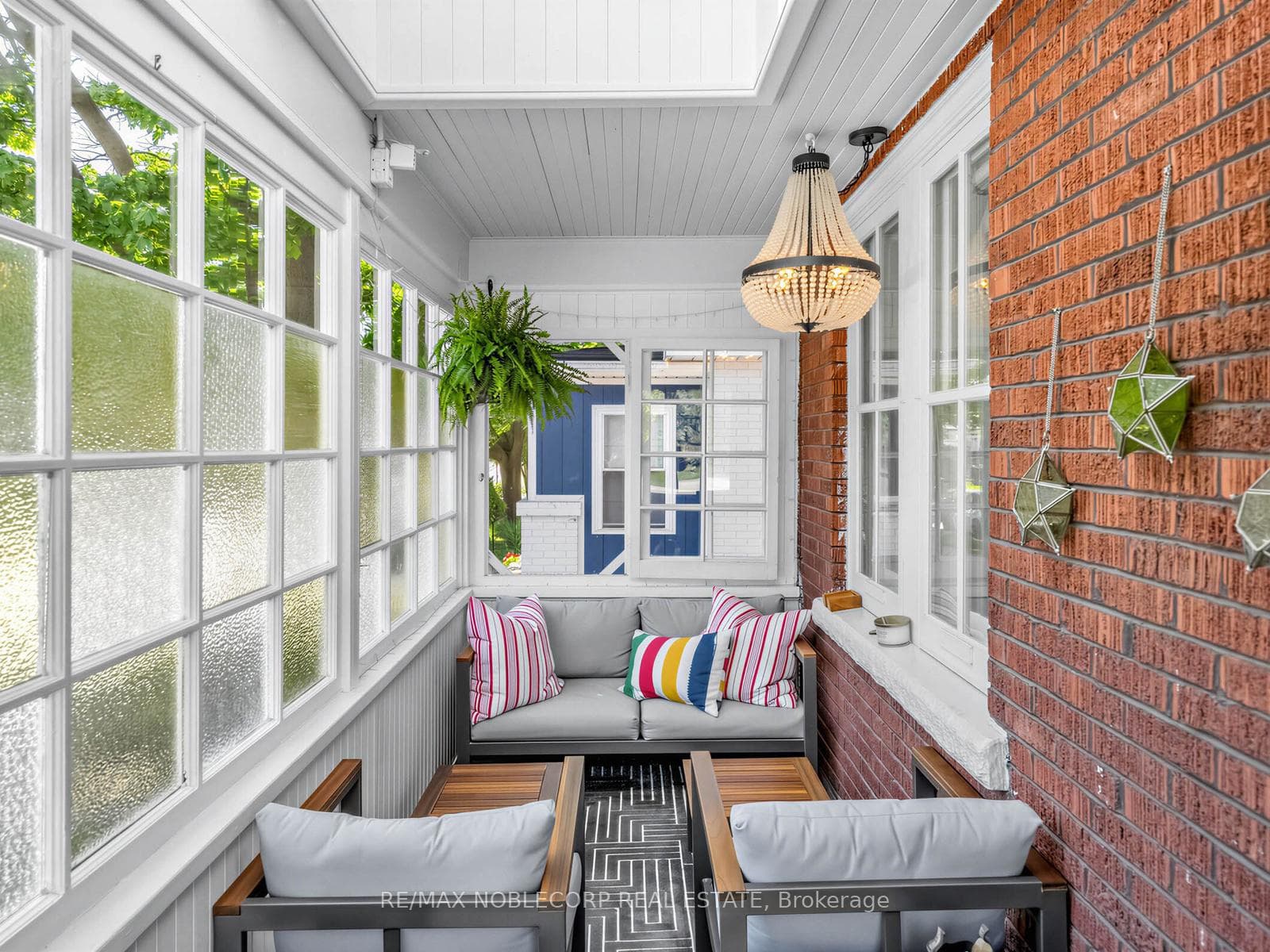 12 Bagot Street photo 2