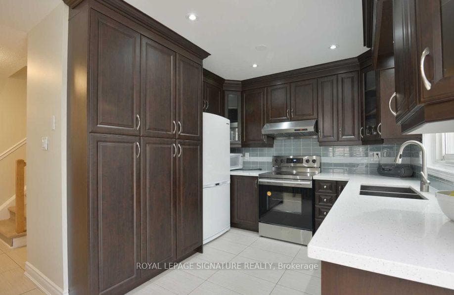 1100 Beechnut Road photo 8