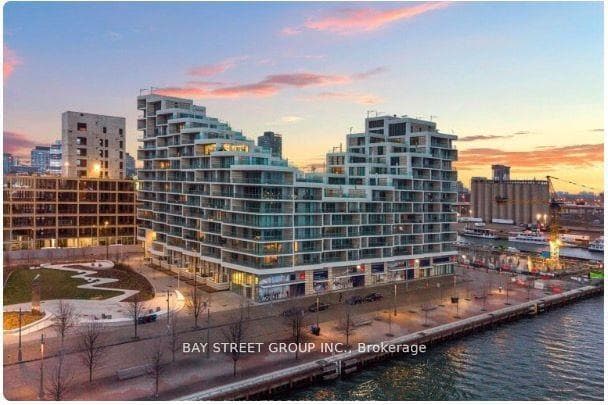 118 Merchants' Wharf Avenue Unit 1022 photo 1