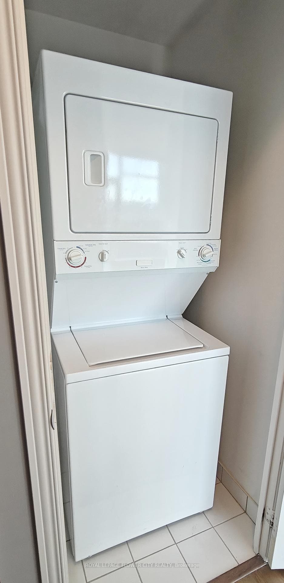 215 Queen Street Unit 2307 photo 10