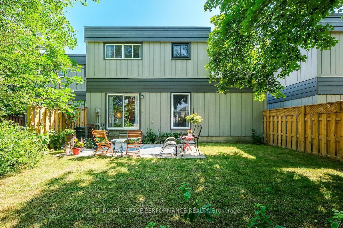 42 Compata Way photo 30