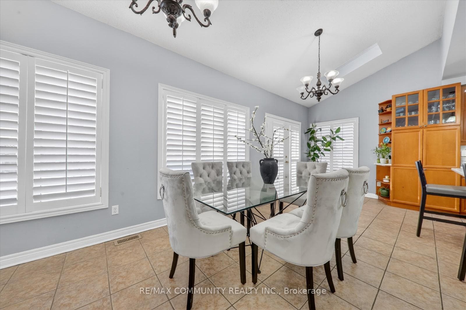 3367 Aquinas Avenue photo 13