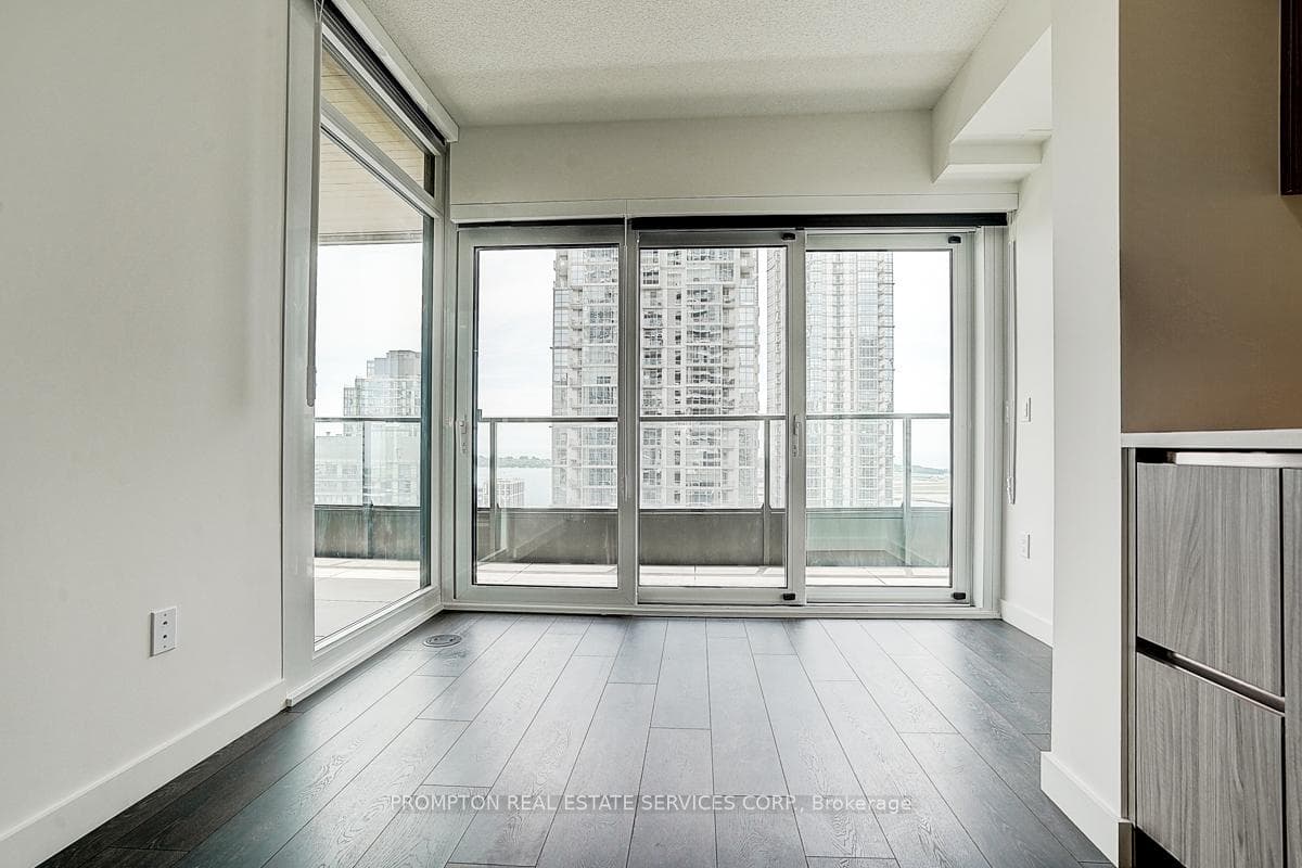 1 Concord Cityplace Way Unit 2909 photo 32