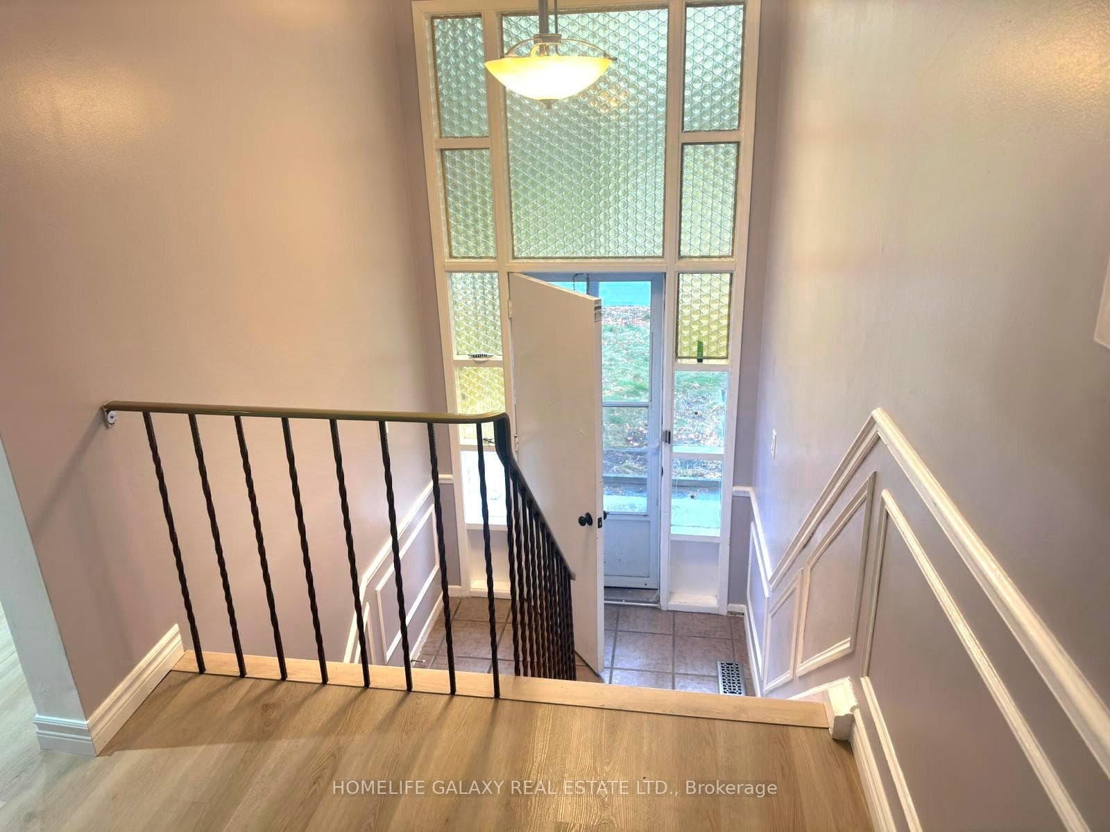 25 Zaph Avenue photo 2