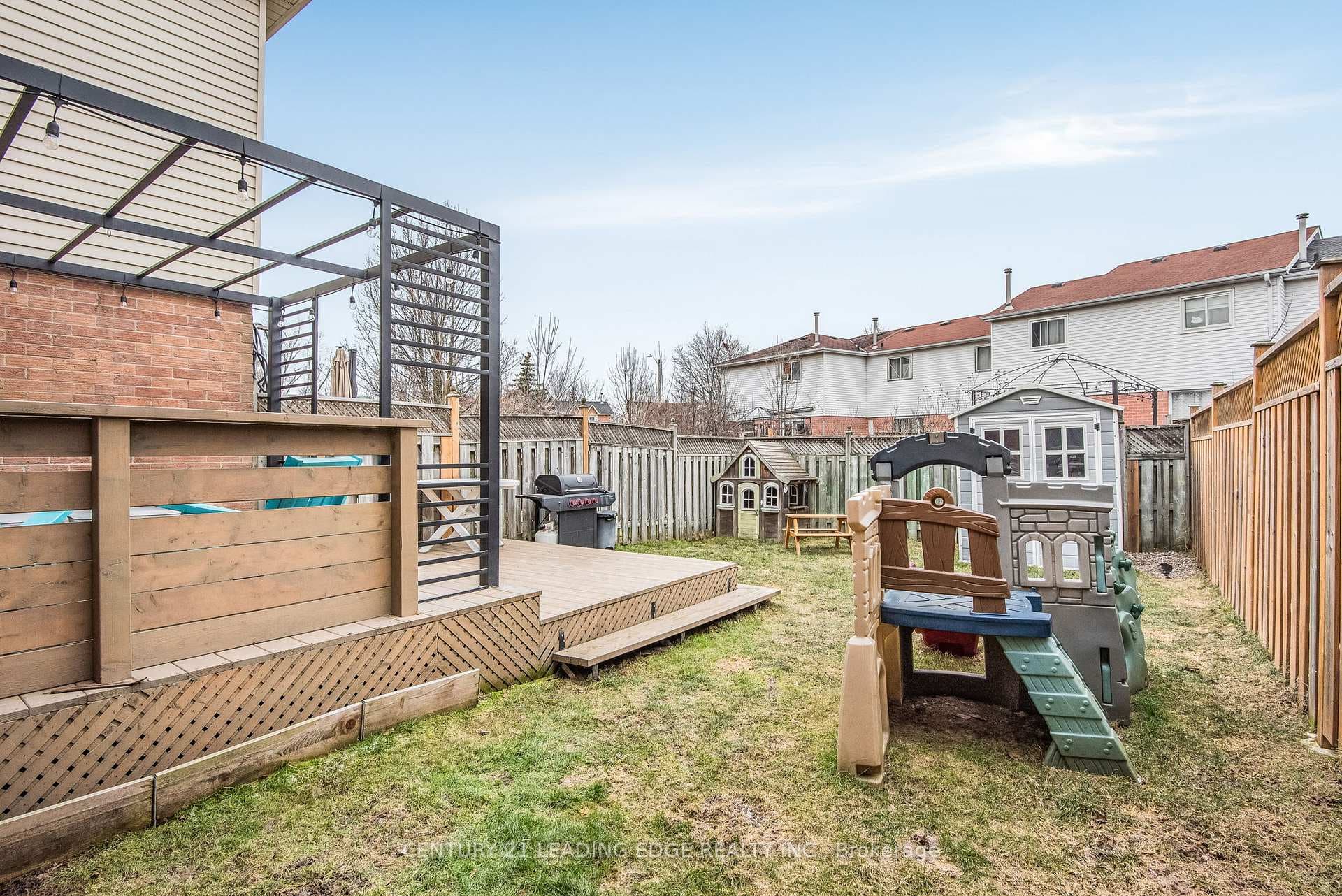 14 Hillhurst Crescent photo 35