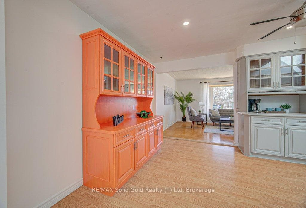 79 Woodhaven Road photo 24