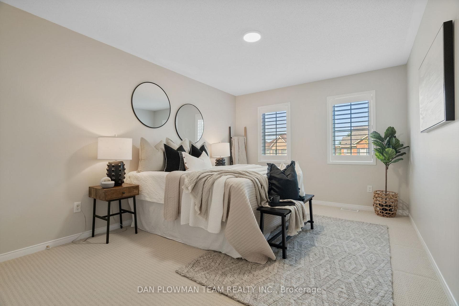 2399 Pilgrim Square photo 19