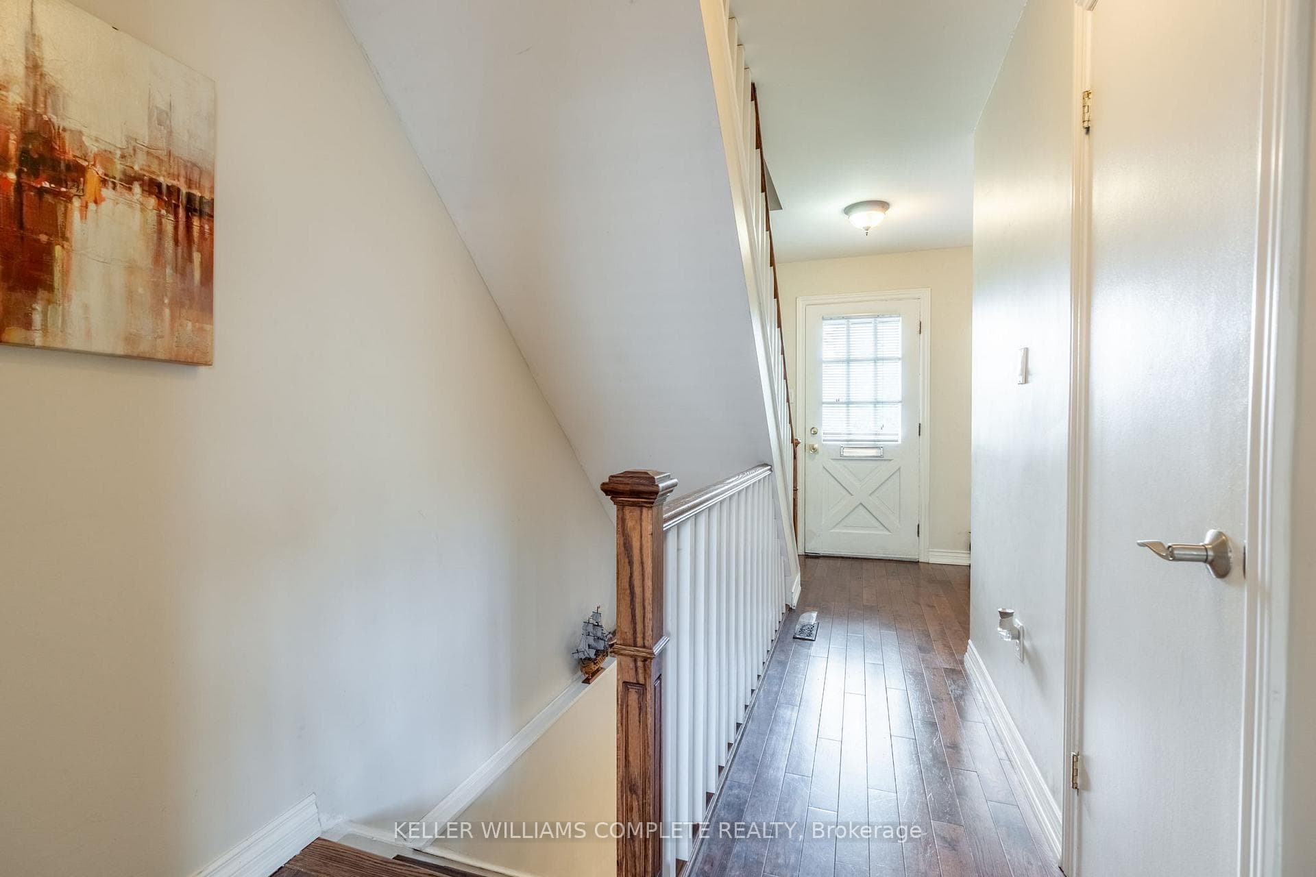 5475 Lakeshore Road Unit 106 photo 12