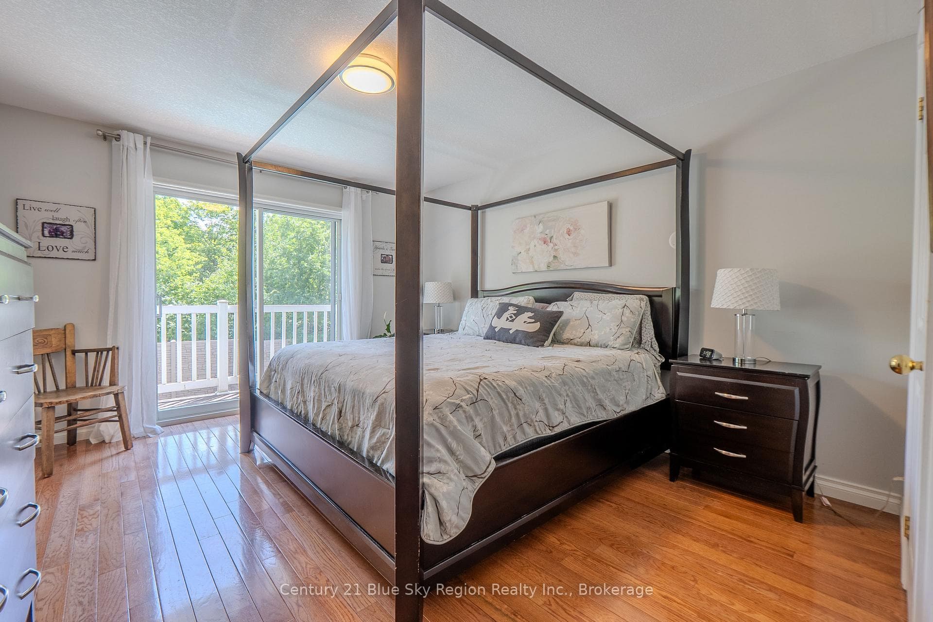 77 Janey Avenue photo 28