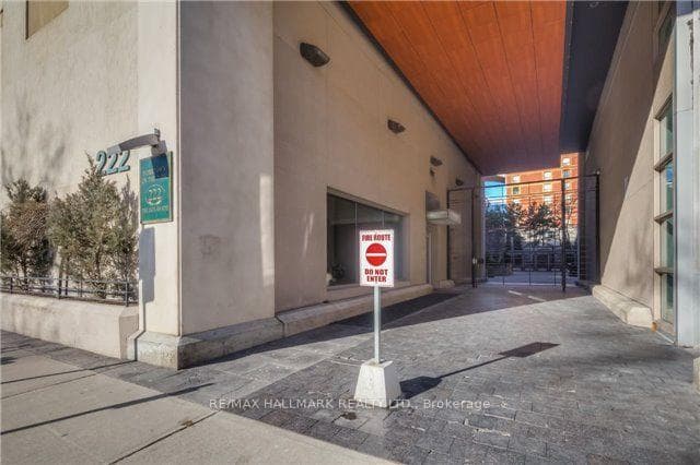 222 The Esplanade N/A Unit 306 photo 14
