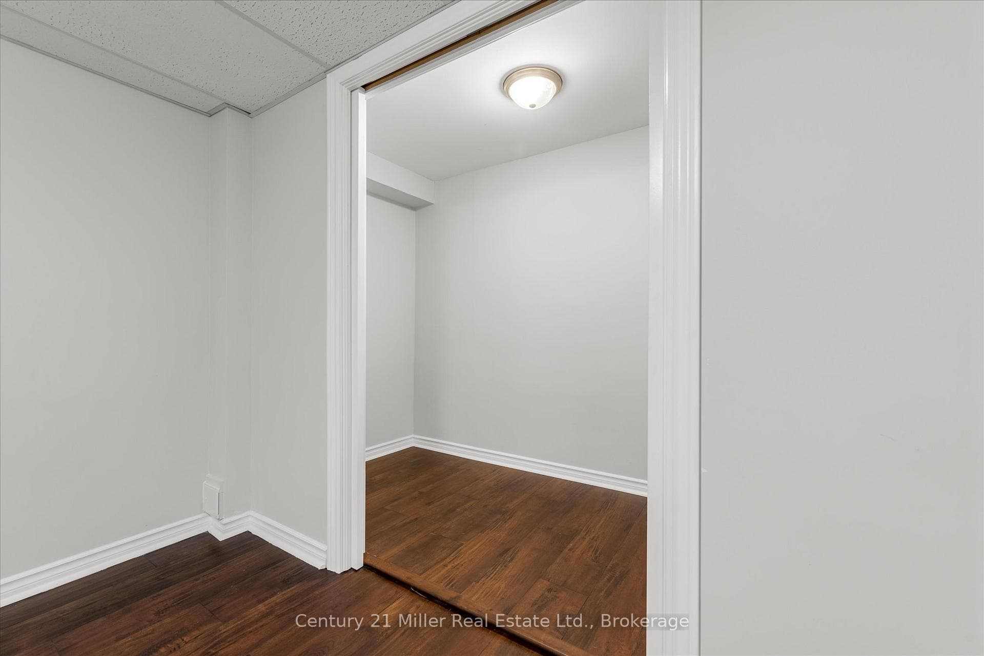 1531 Westminster Place photo 29