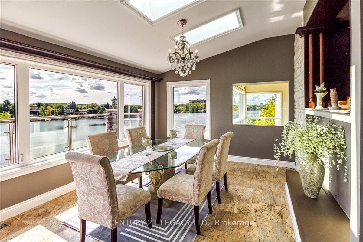 376 Maki Avenue photo 10