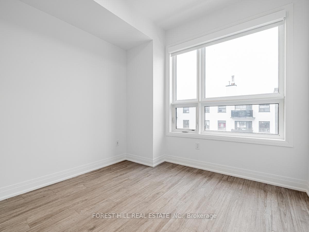 15 Brenthall Avenue Unit 19 photo 15