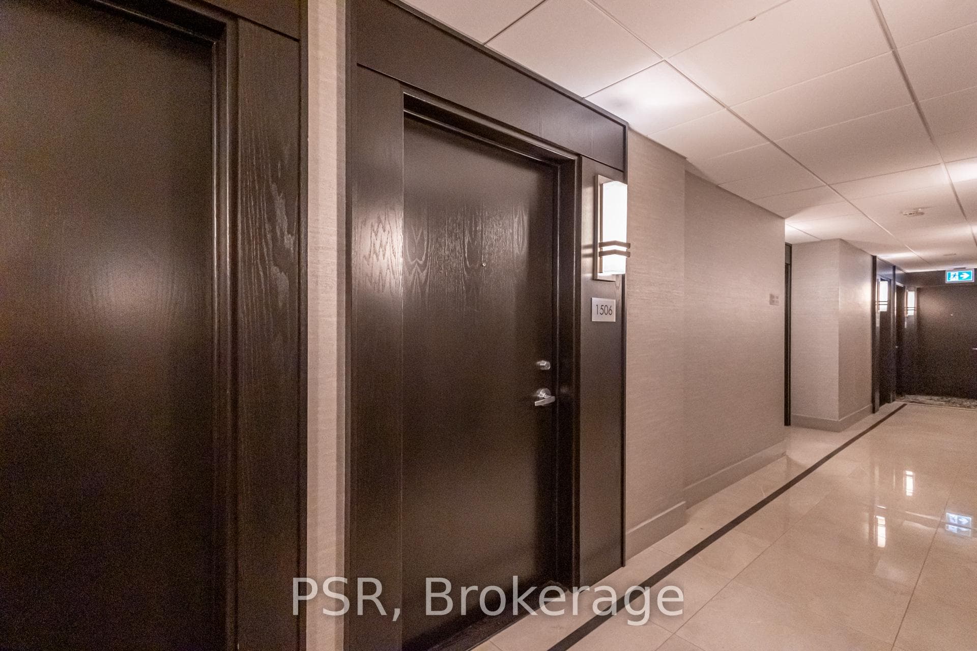 218 Queens Quay Unit 1506 photo 2