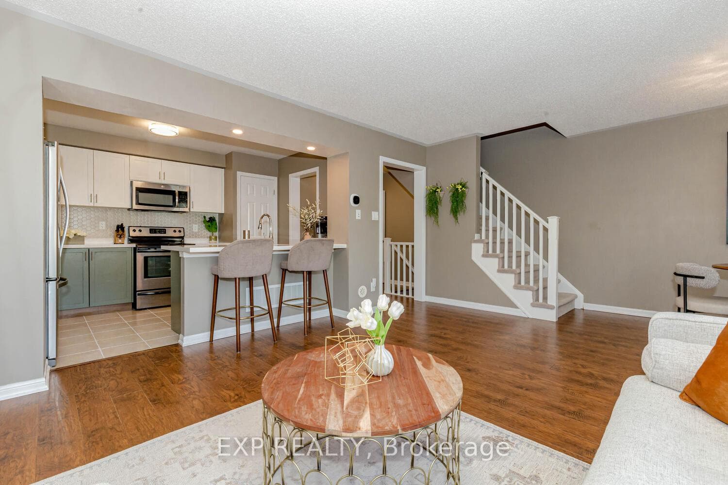 886 Fowles Court photo 13