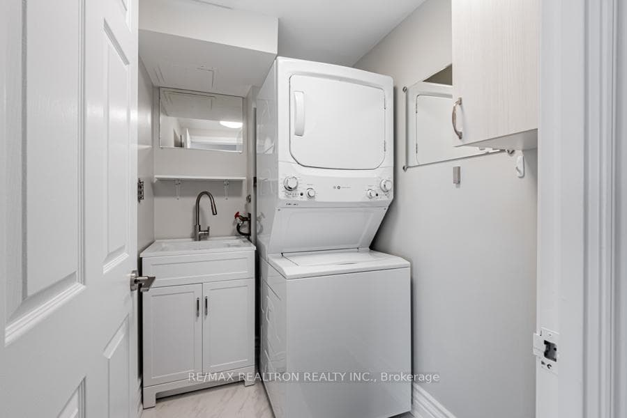 7805 Bayview Avenue Unit 522 photo 22