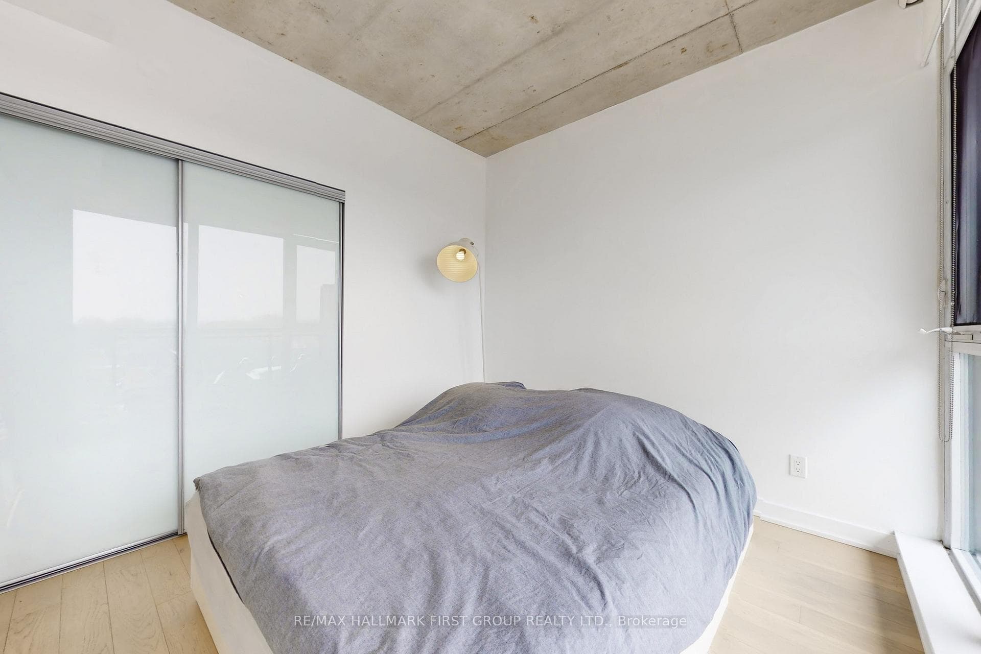 1190 Dundas Street Unit 729 photo 20