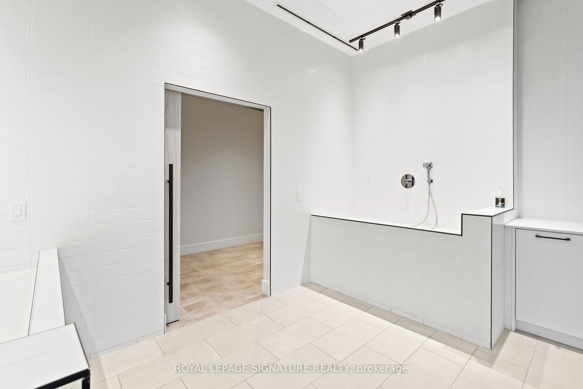 30 Tretti Way Unit 203 photo 24