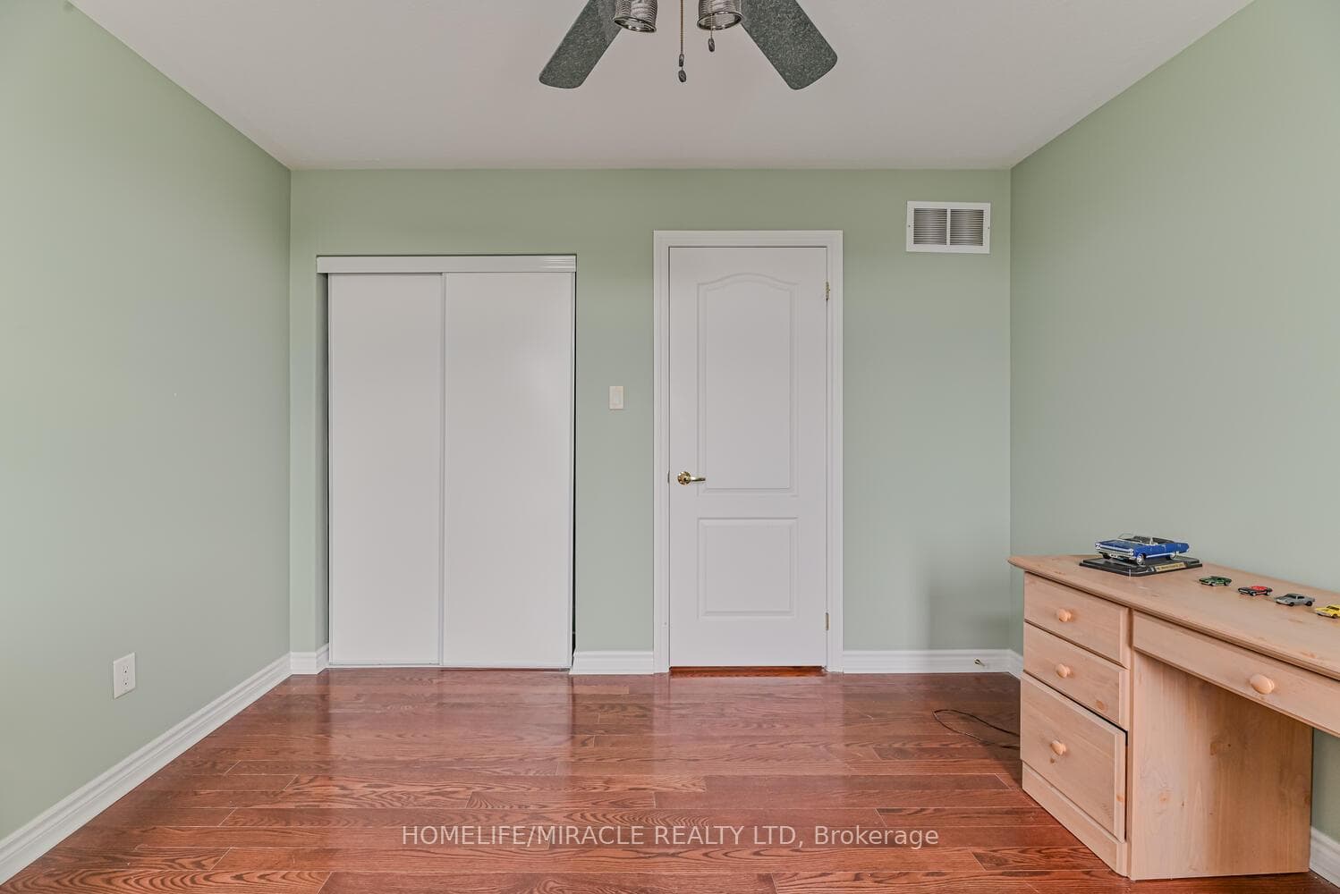 201 Aspen Ridge Drive photo 15