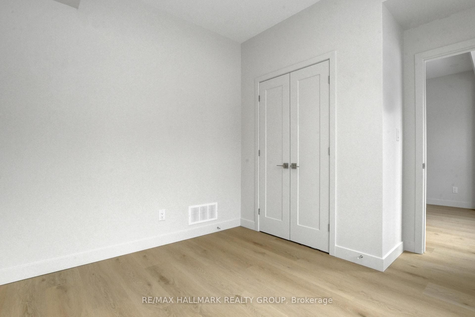 137 Marquette Avenue Unit 3 photo 21