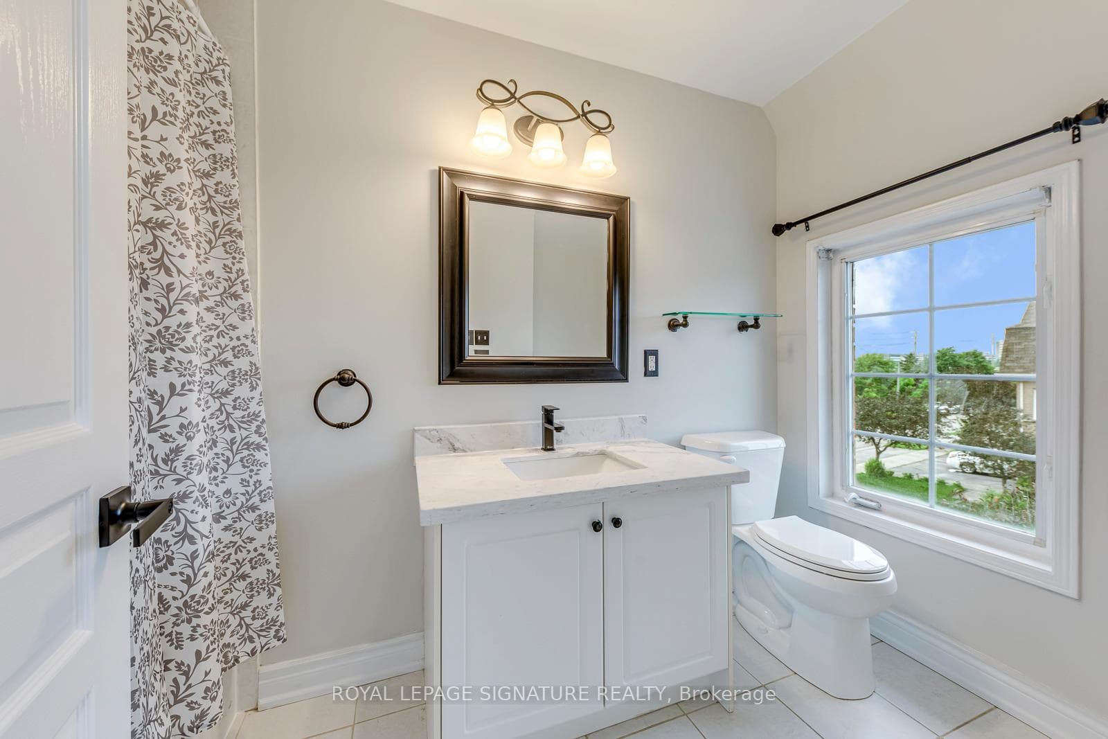 2418 Adamvale Crescent photo 23