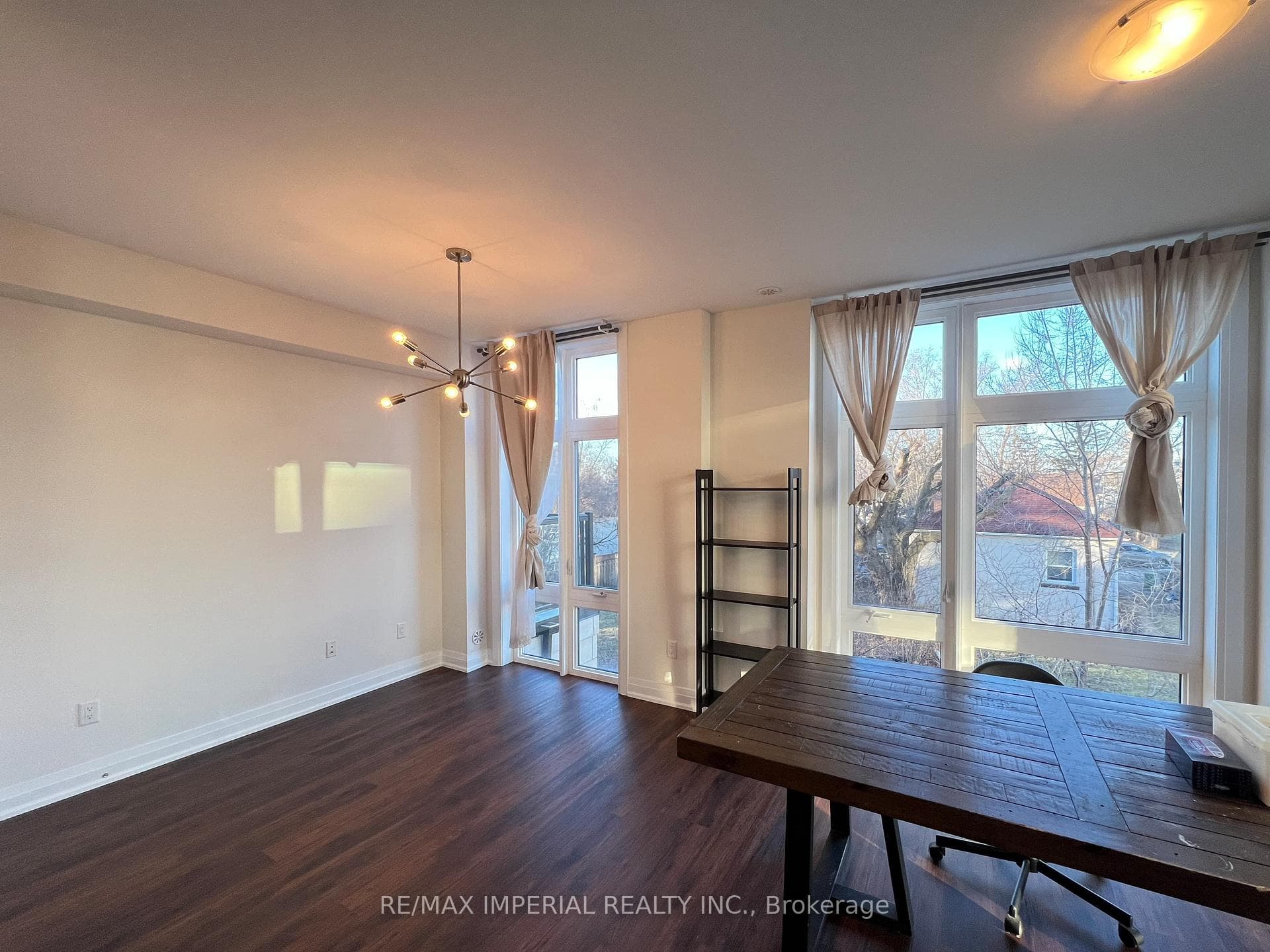 23 Eldora Avenue Unit 93 photo 2